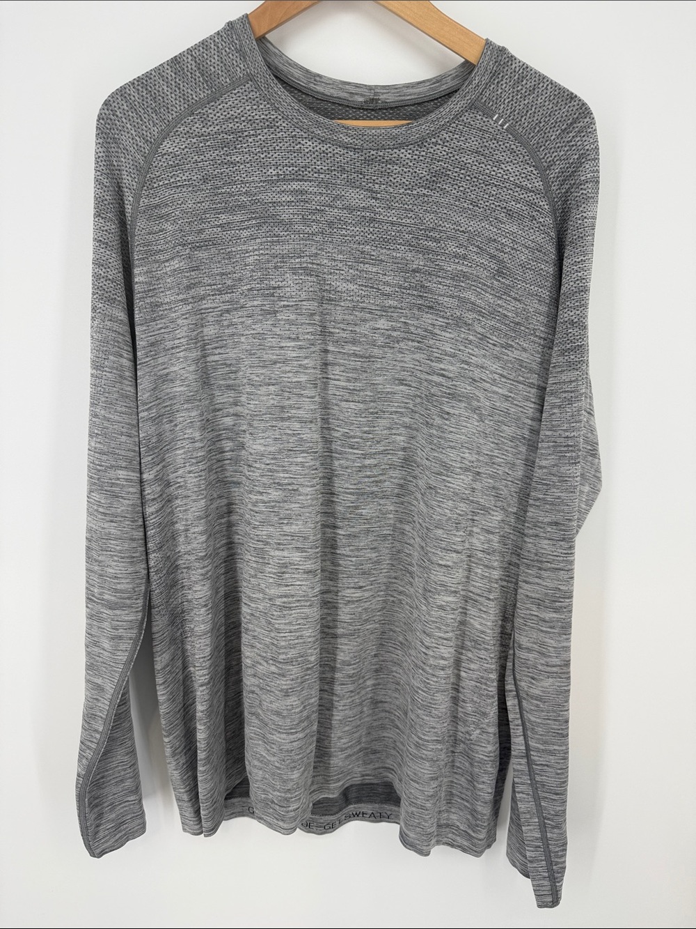 Lululemon Men's Grey Long-Sleeve Performance Long Sleeve Top Size XL